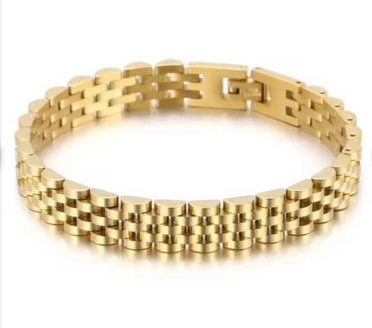 gold bracelet, fashion jewelry, statement jewelry, women’s bracelet, everyday glam, trendy jewelry.