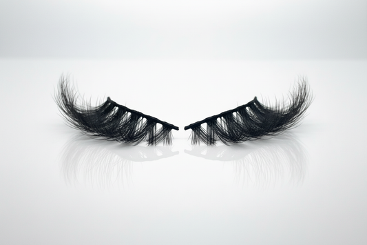 Luxe Lashes Mirror Grey Landscape