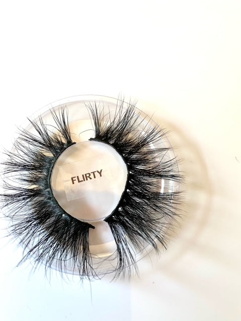 Flirty Mink Eyelash - Goddess Beauty Lashes